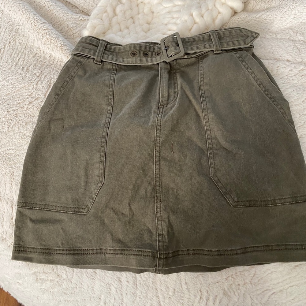 Green abercrombie skirt